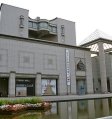 横浜美術館